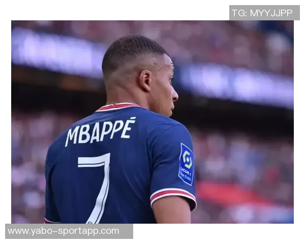 斯基拉透露巴黎与杜埃续约至2030年并大幅提升薪资待遇