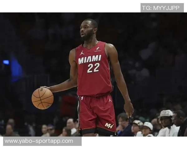 维金斯半场表现出色9投6中斩获15分4篮板3助攻正负值高达14