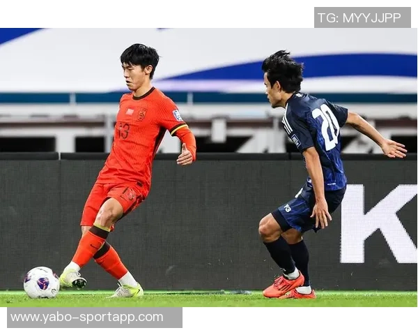 U15国足角球失误直接出底线展现脚法不足引发热议 U15国足角球失误直接出底线展现脚法不足引发热议