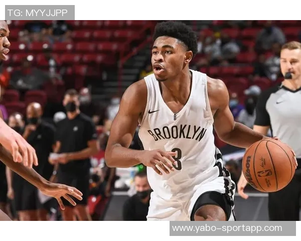 卡梅隆托马斯腿筋拉伤本周末将接受MRI检查后续情况将及时更新