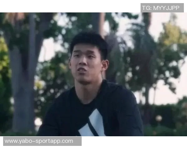 俄勒冈主帅对林葳表现出真诚喜爱与耐心进步显著引媒体关注 俄勒冈主帅对林葳表现出真诚喜爱与耐心进步显著引媒体关注