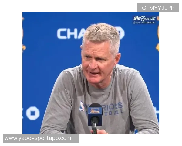 科尔谈老将出场时间难题称将在季前赛中尝试多种阵容组合