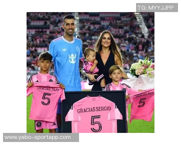 迈阿密国际全队合照亮相布斯克茨与阿尔巴成为焦点C位球员 迈阿密国际全队合照亮相布斯克茨与阿尔巴成为焦点C位球员