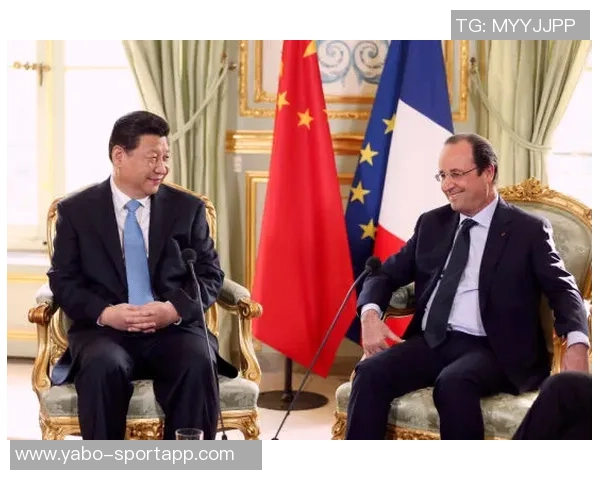 巴黎主席纳赛尔亲临现场观战米兰德比引发热议