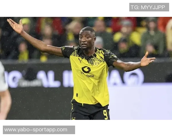 几内亚国家队宣布吉拉西因伤离队已回多特蒙德进行恢复训练